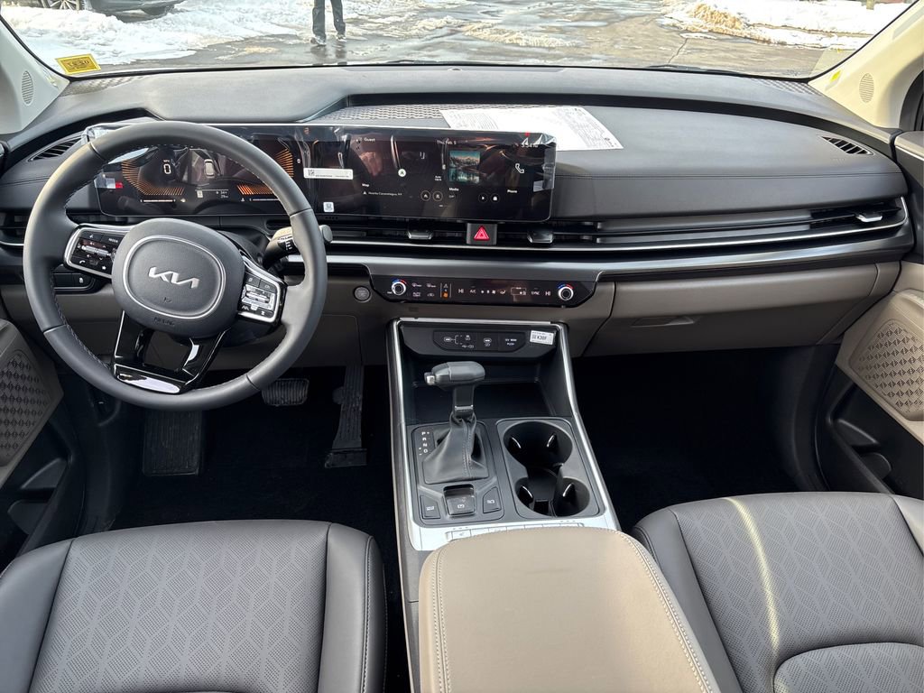 New 2026 Kia Carnival FWD image 20