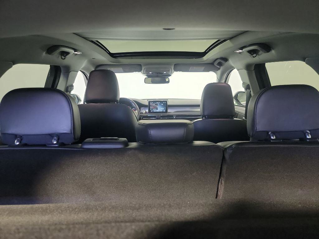 Used 2021 Lincoln Corsair AWD w/ Premium Package image 23