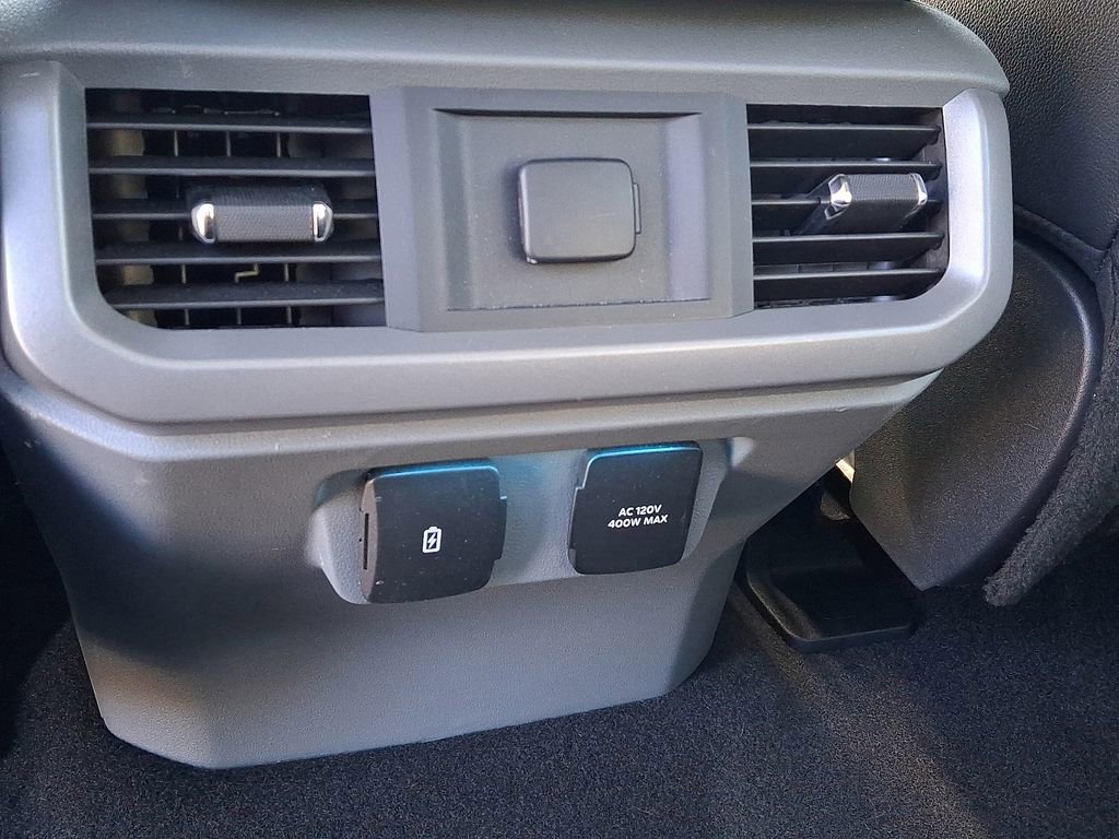 Used 2024 Ford F150 Lariat w/ Mobile Office Package image 15