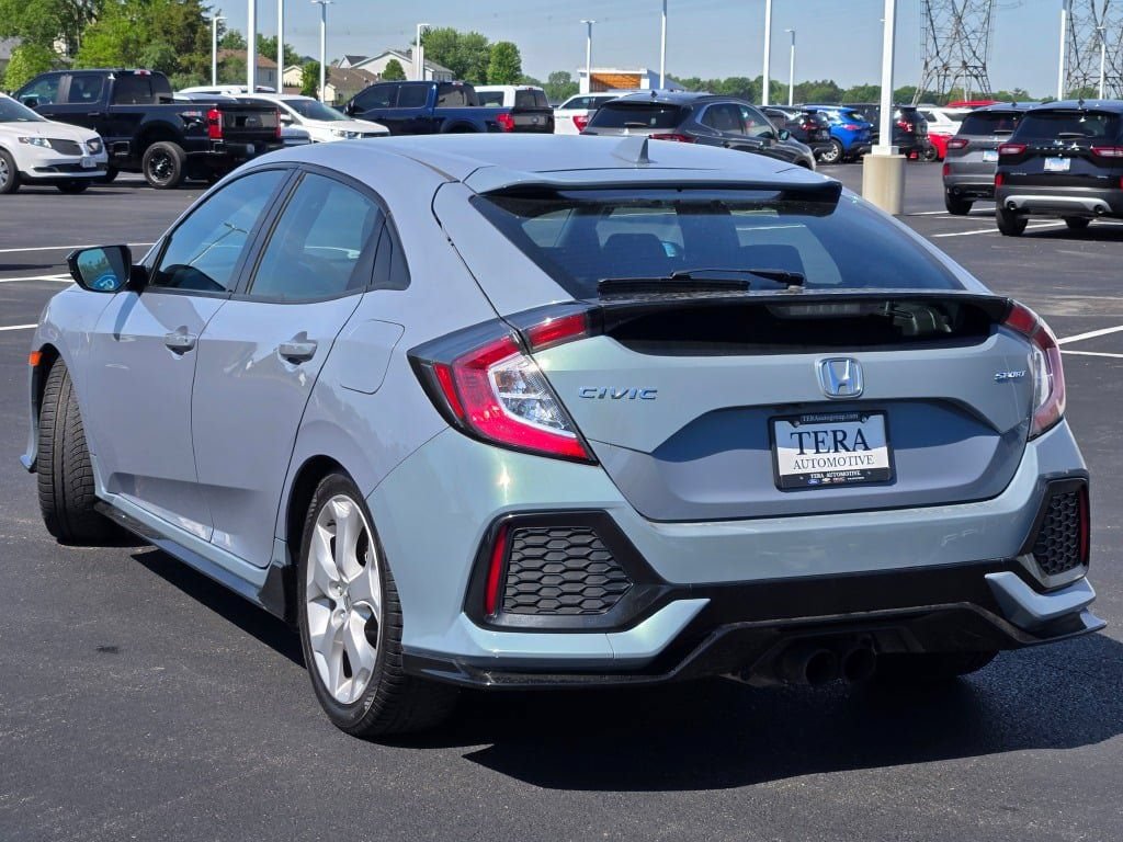 Used 2017 Honda Civic Sport image 17