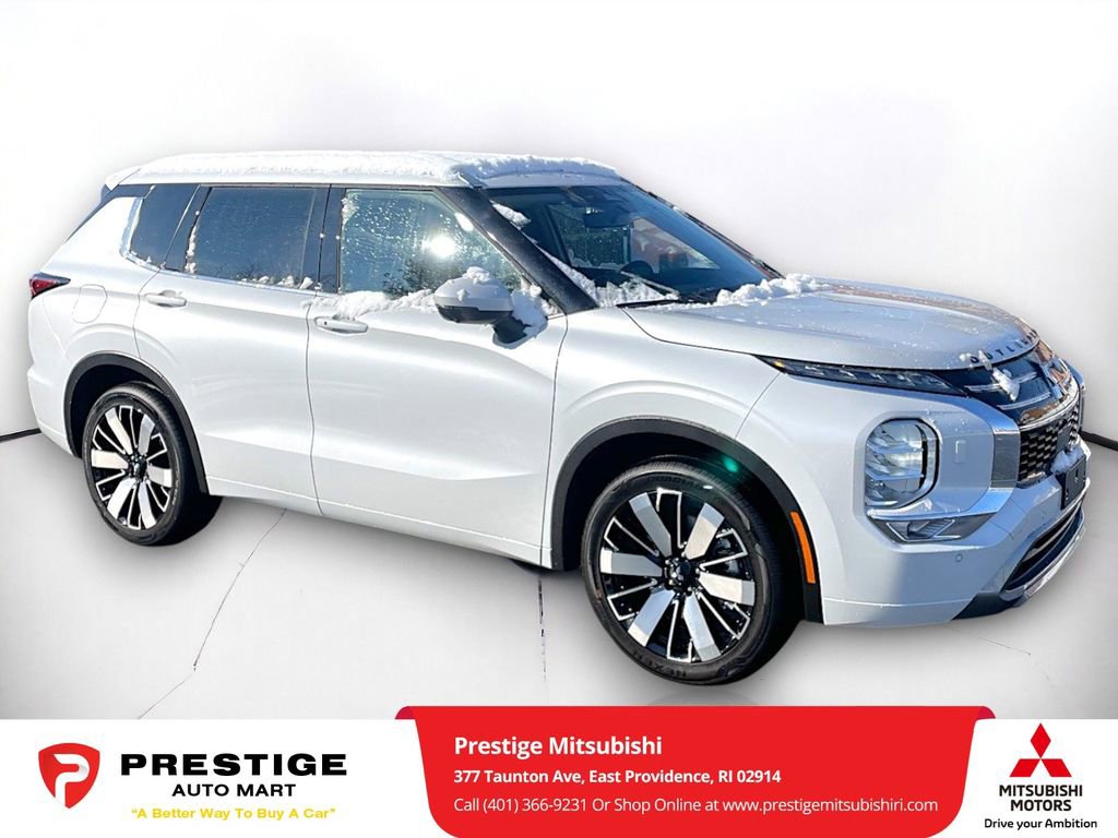 New 2026 Mitsubishi Outlander SEL image 1