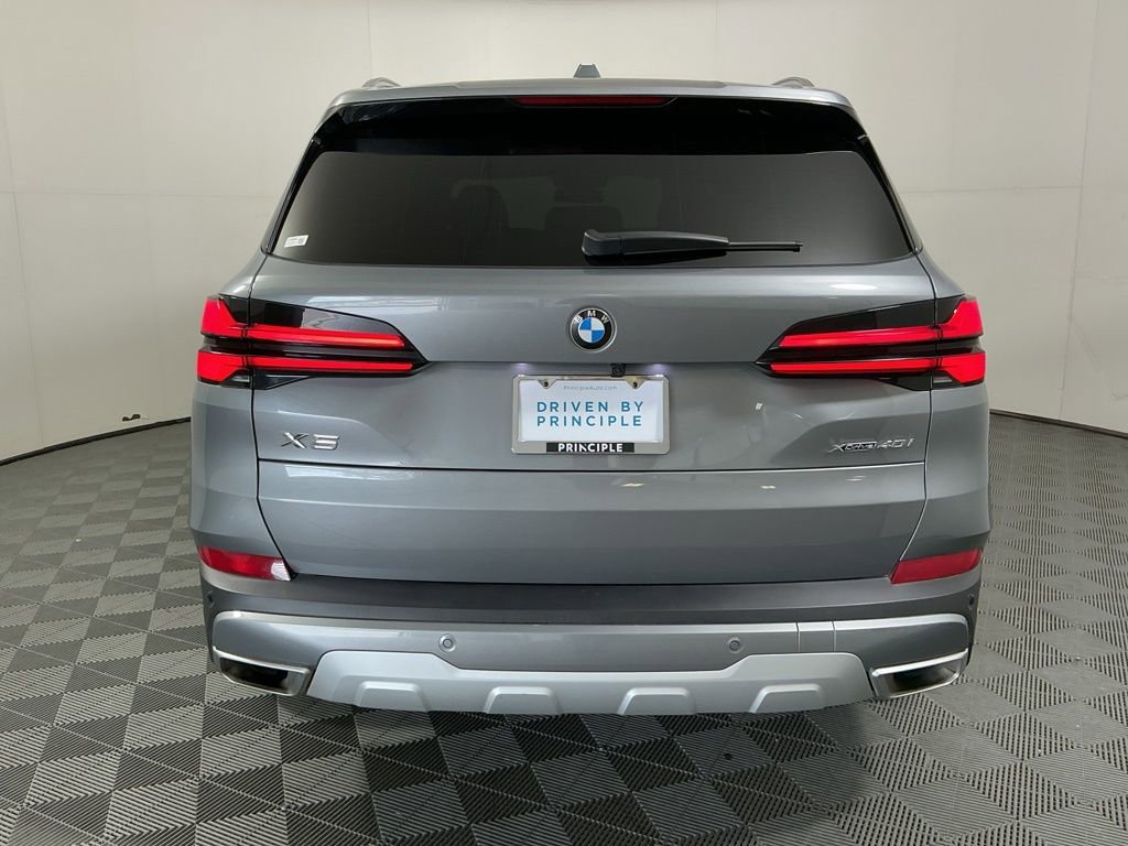 Certified 2024 BMW X5 xDrive40i w/ Premium Package AWD/4WD image 6