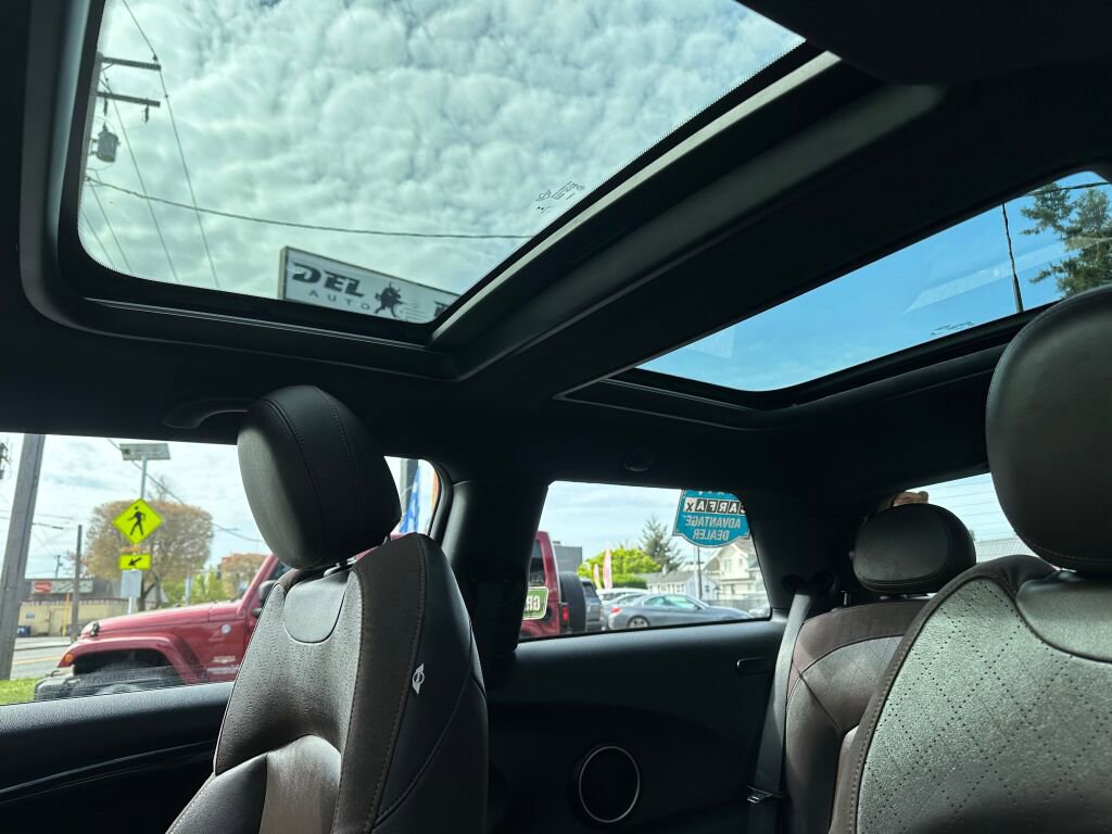 Used 2014 MINI Cooper S image 12