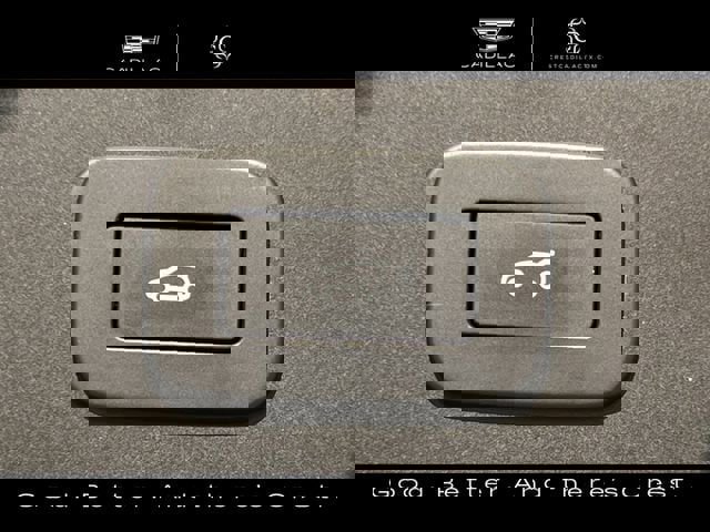 Used 2023 Land Rover Range Rover Velar R-Dynamic S image 31