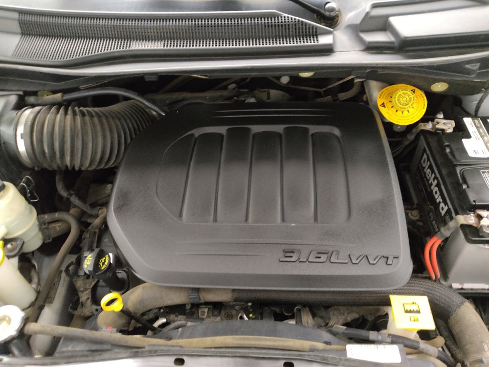 Used 2019 Dodge Grand Caravan SE w/ UConnect Hands-Free Group FWD image 30