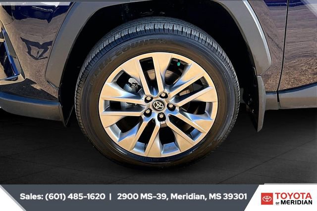 Used 2024 Toyota RAV4 XLE Premium image 7