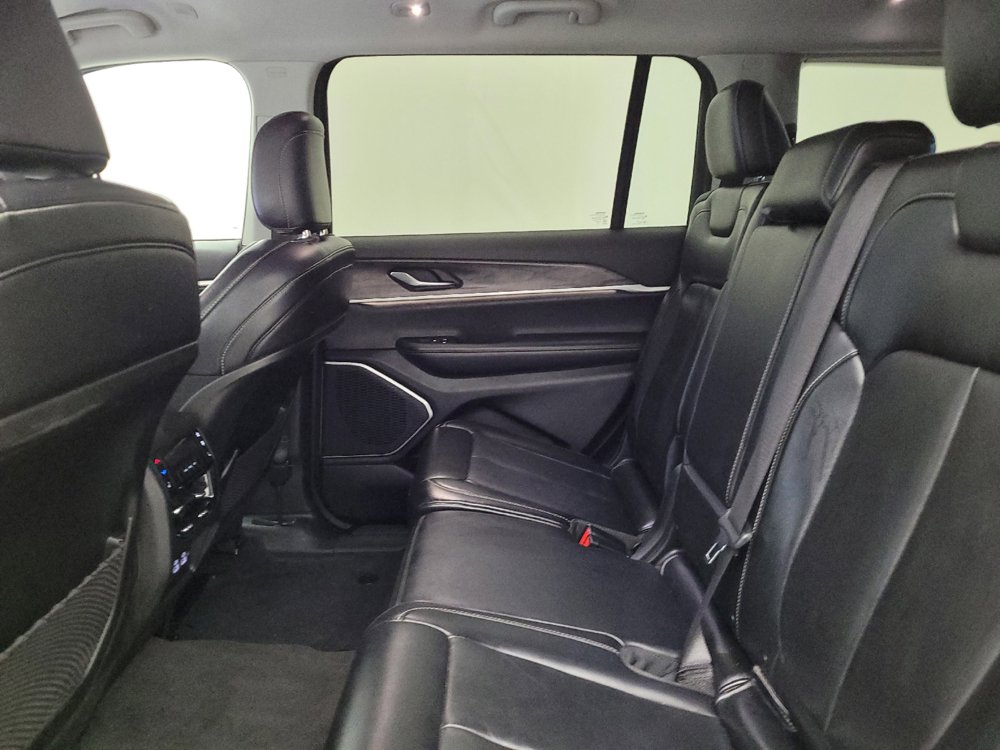 Used 2021 Jeep Grand Cherokee L Limited image 18