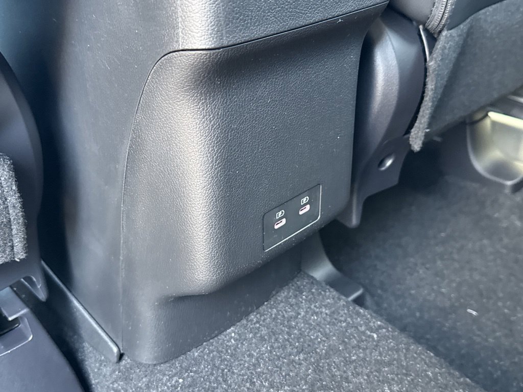 New 2027 Mitsubishi Outlander Sport SE FWD image 29