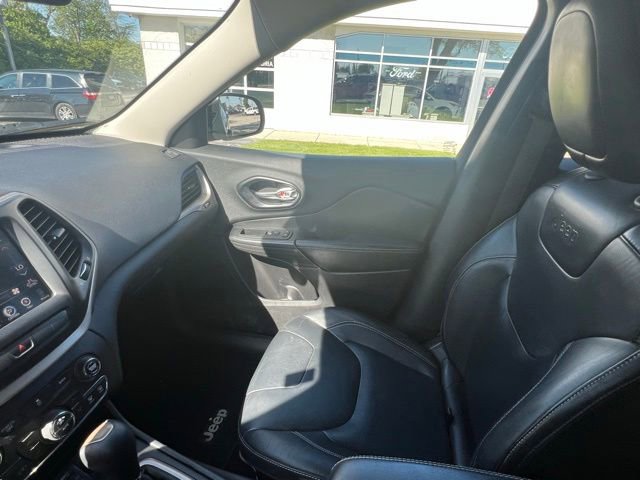 Used 2014 Jeep Cherokee Limited AWD/4WD image 22