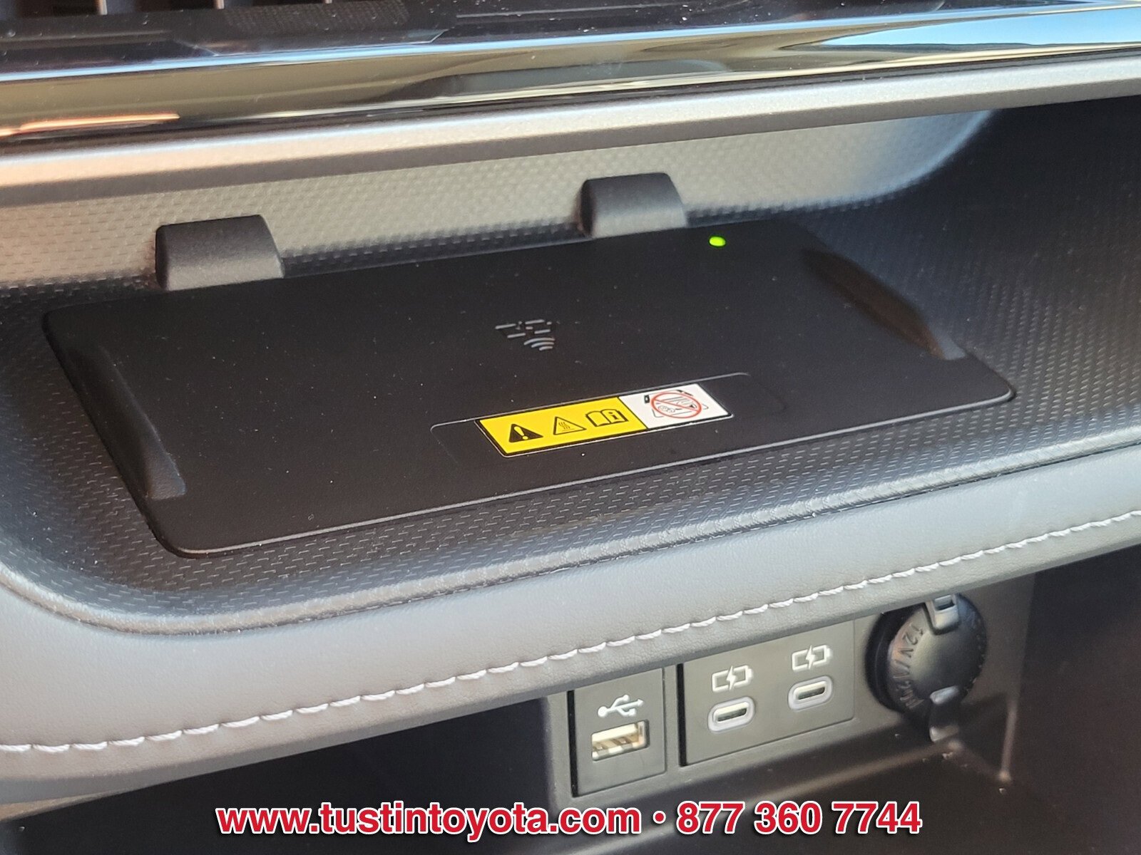 Certified 2023 Toyota Highlander XLE image 23