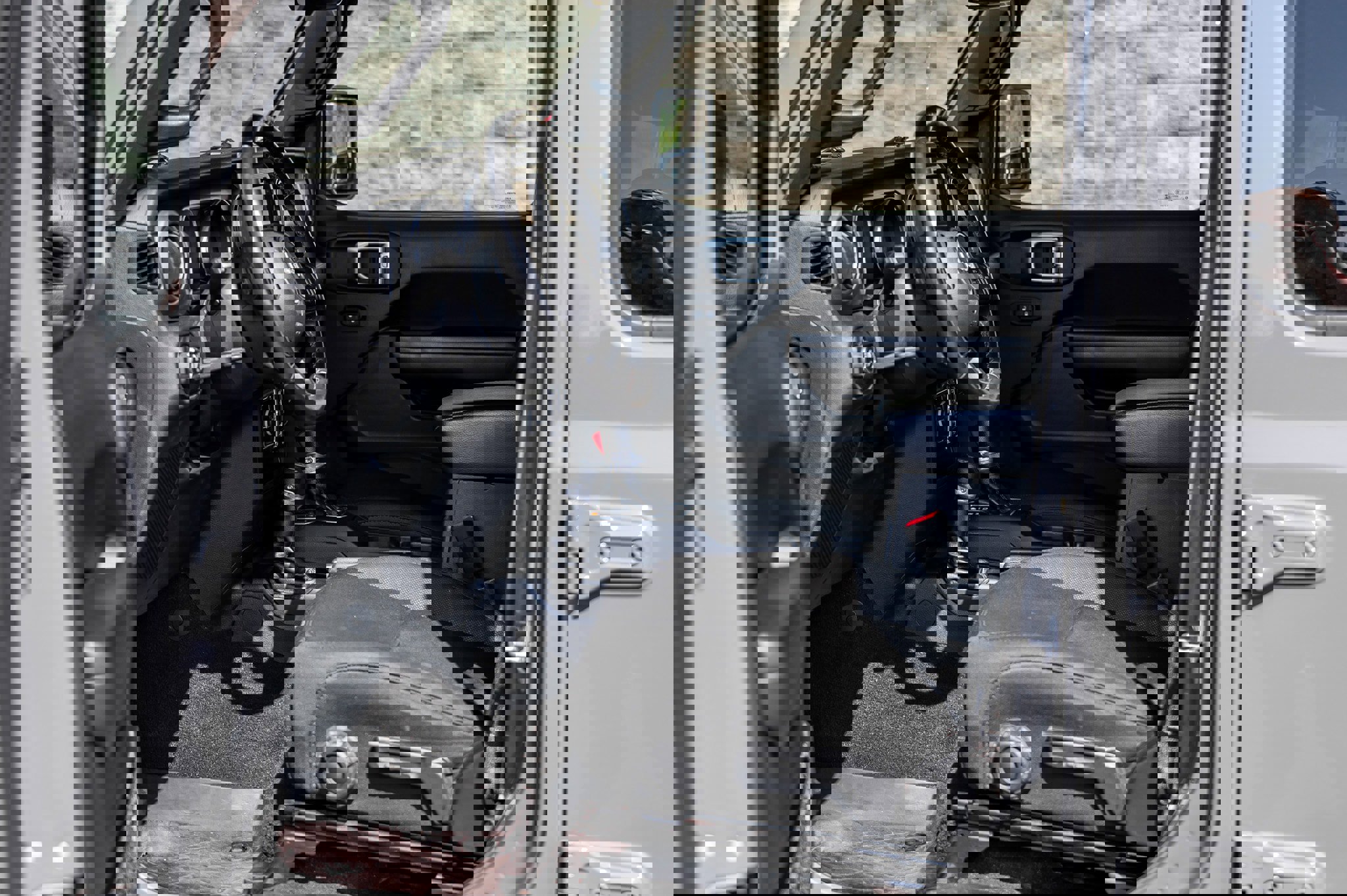 Used 2020 Jeep Gladiator Sport w/ Quick Order Package 24S image 24