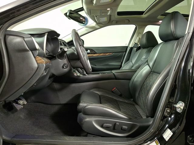 Used 2016 Nissan Maxima Platinum w/ Interior Lighting Package FWD image 15