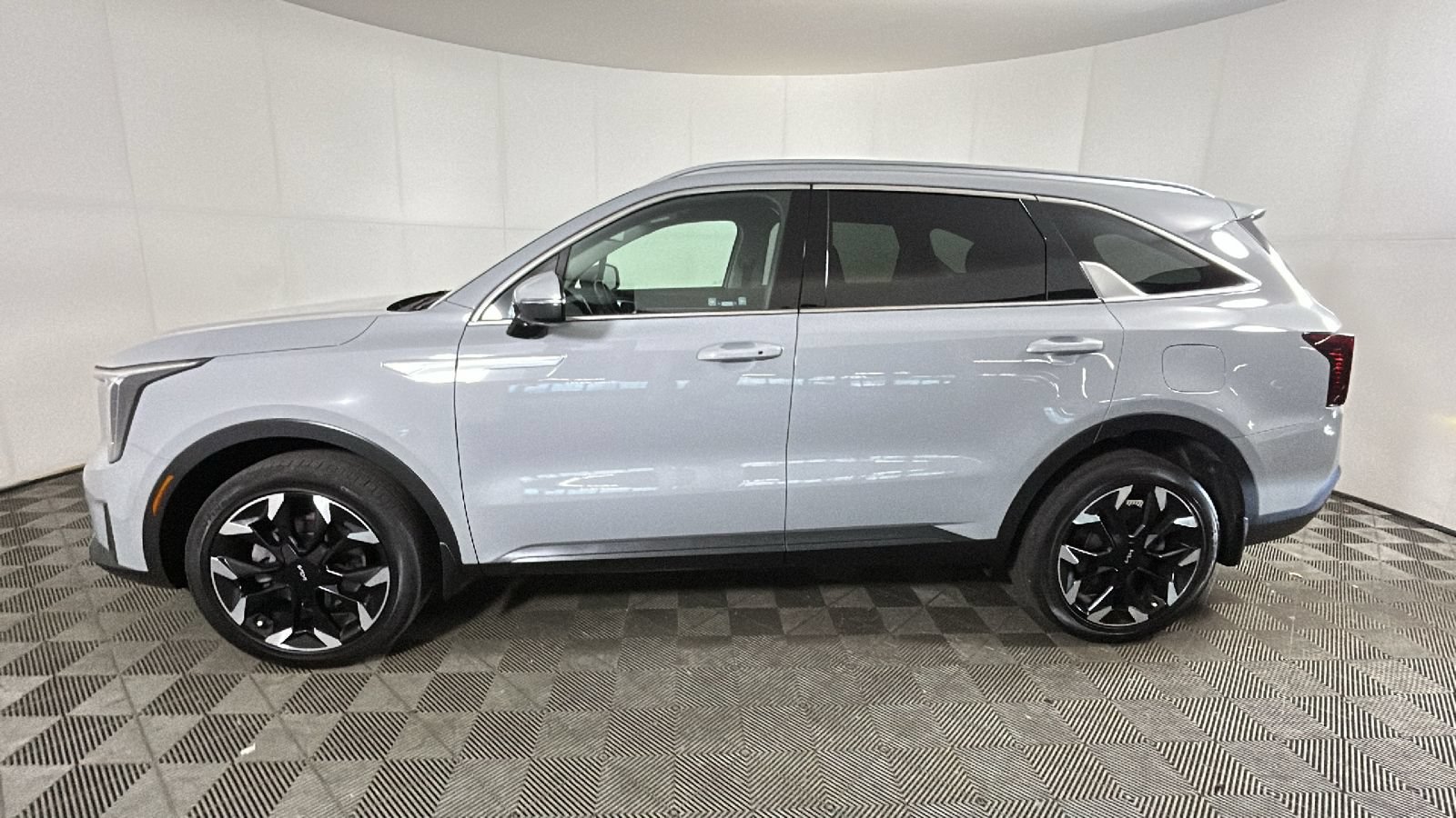 Used 2024 Kia Sorento X-Line EX AWD/4WD image 5