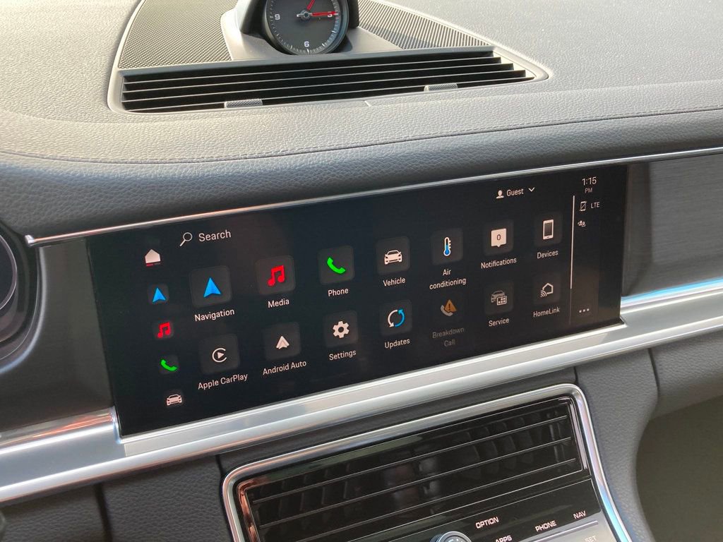 Certified 2023 Porsche Panamera 4 Platinum Edition AWD/4WD image 13