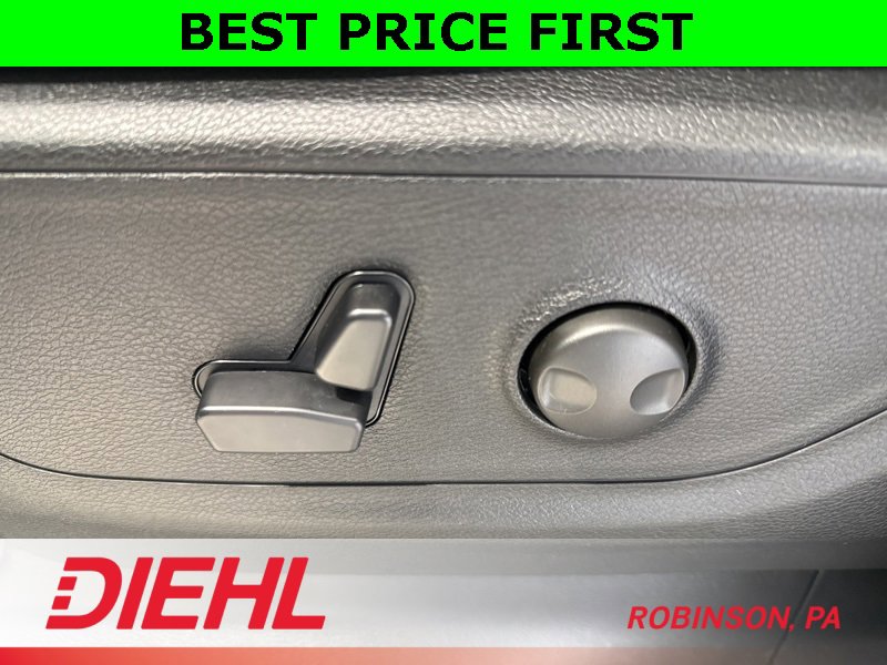 New 2026 RAM 1500 4x4 Crew Cab image 20