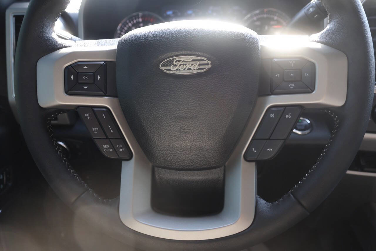 Used 2019 Ford F250 Lariat w/ Lariat Ultimate Package AWD/4WD image 18