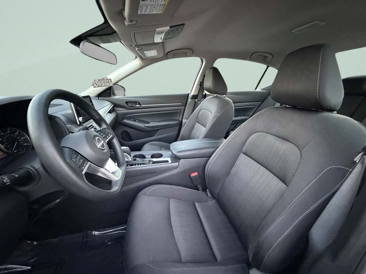 Used 2026 Nissan Altima 2.5 SV FWD image 9