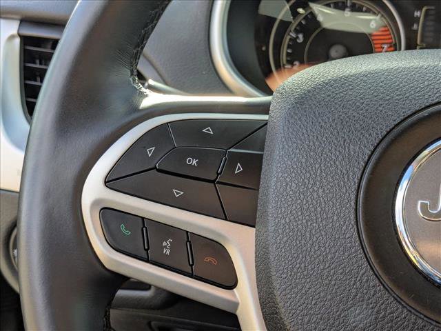 Used 2018 Jeep Cherokee Latitude Plus w/ Cold Weather Group image 14