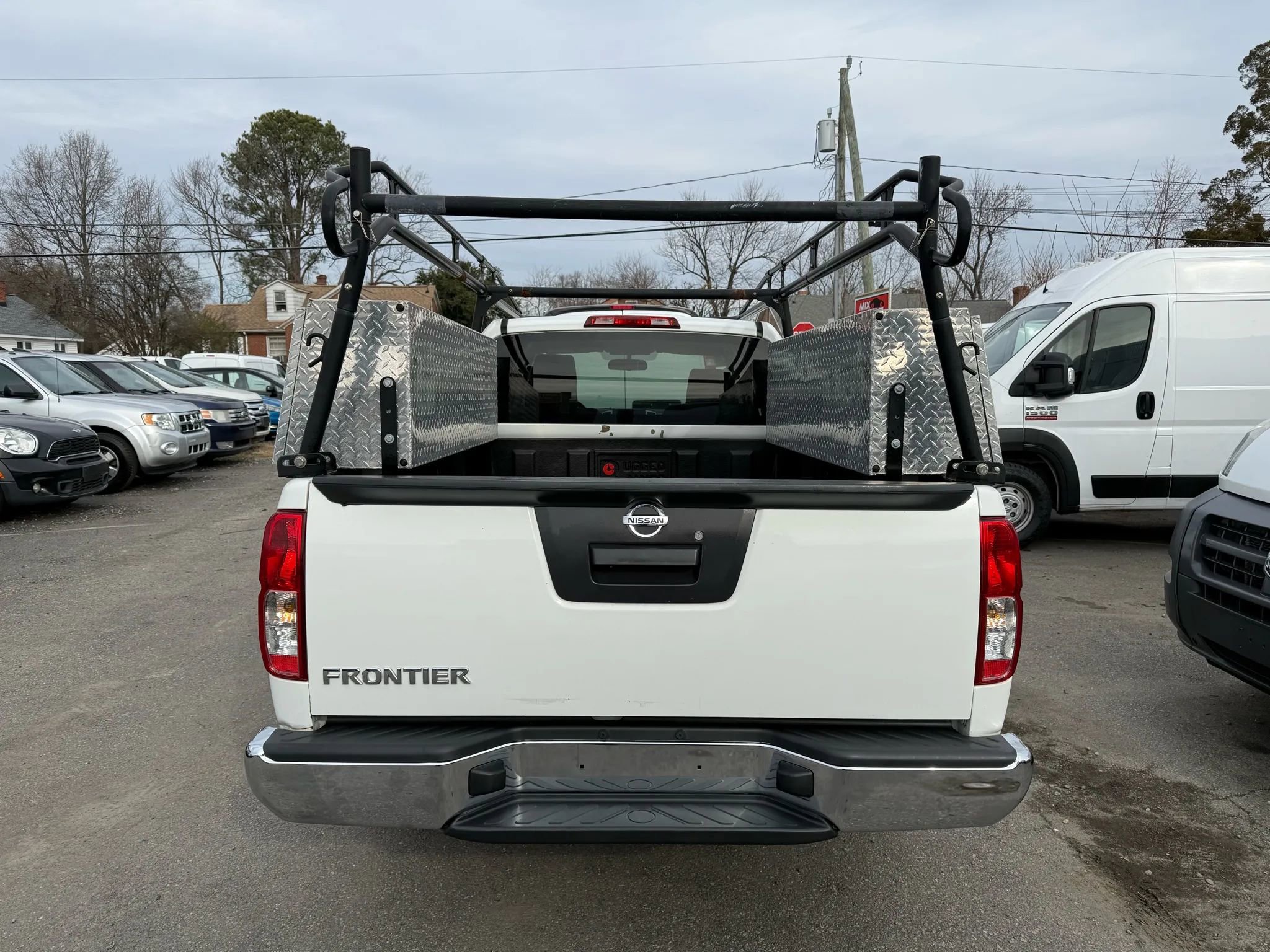 Used 2018 Nissan Frontier S image 49
