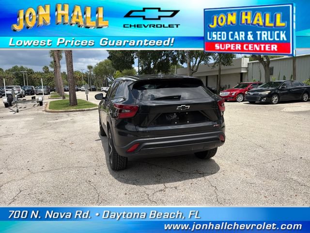 Used 2024 Chevrolet Trax RS w/ Driver Confidence Package FWD image 8