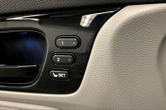 Used 2024 Honda Odyssey Touring image 39