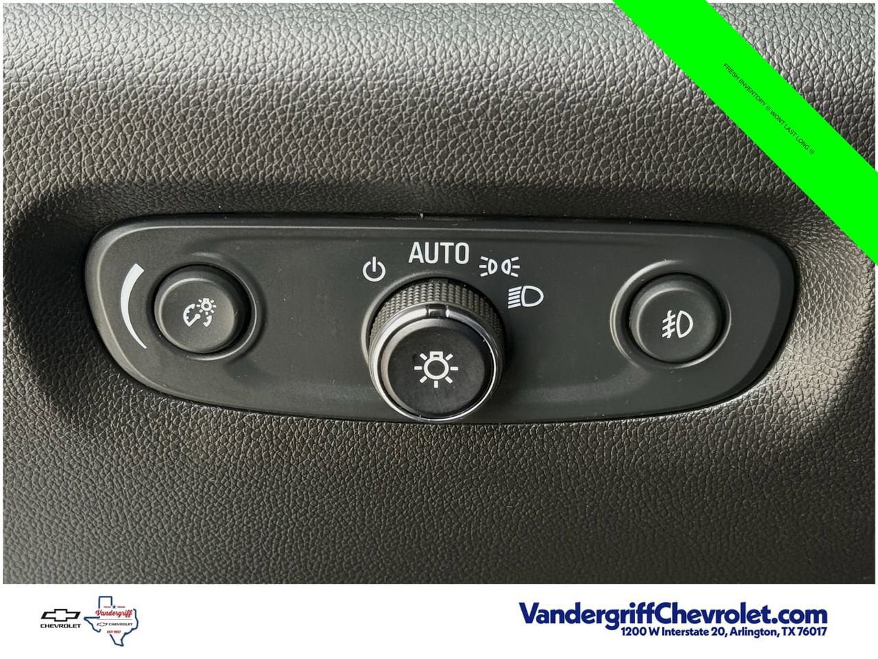 Used 2020 Chevrolet Traverse LT w/ Driver Confidence II Package AWD/4WD image 20