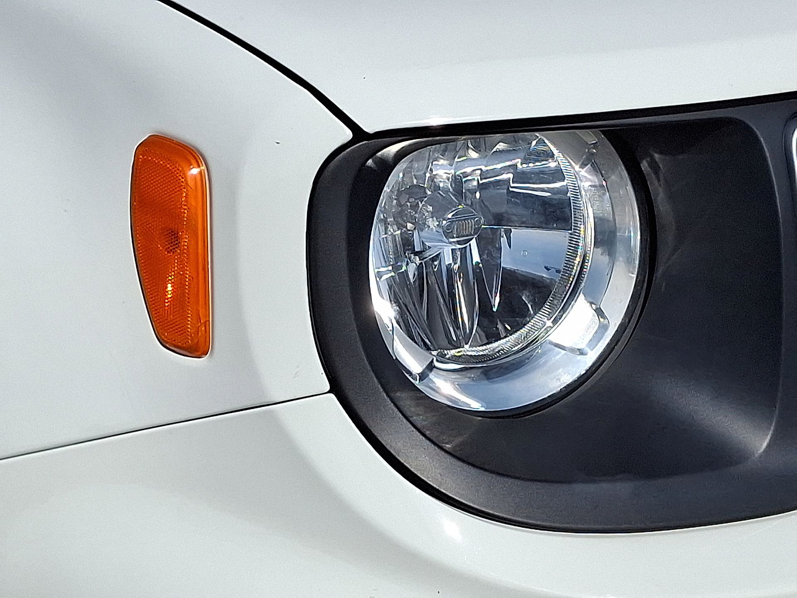 Used 2023 Jeep Renegade Latitude AWD/4WD image 26