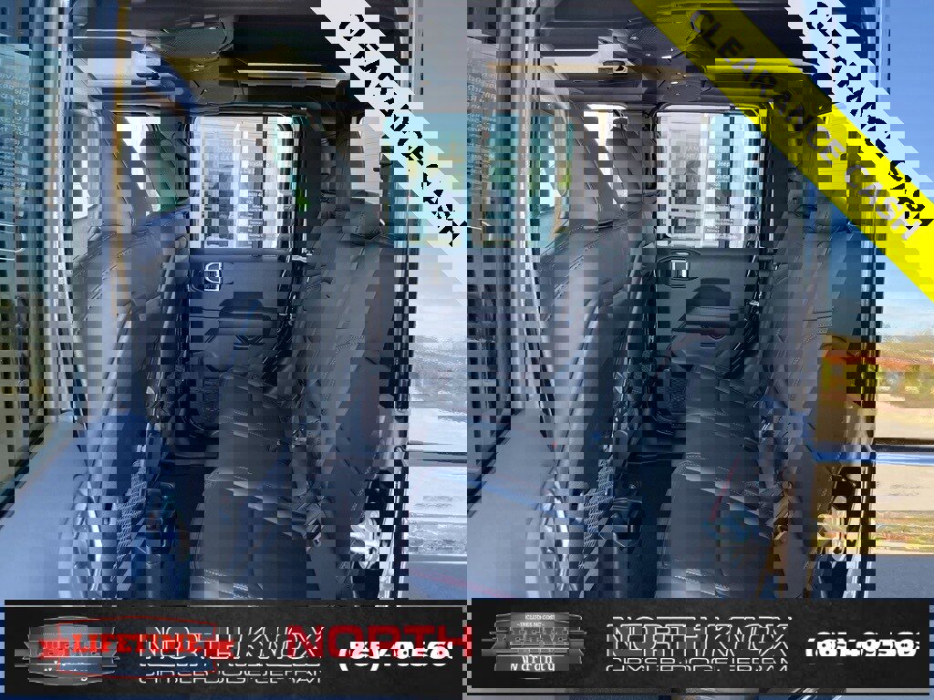 New 2025 Jeep Gladiator Rubicon image 13