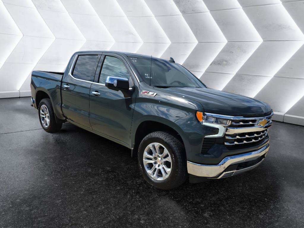 New 2026 Chevrolet Silverado 1500 LTZ w/ LTZ Premium Package image 3