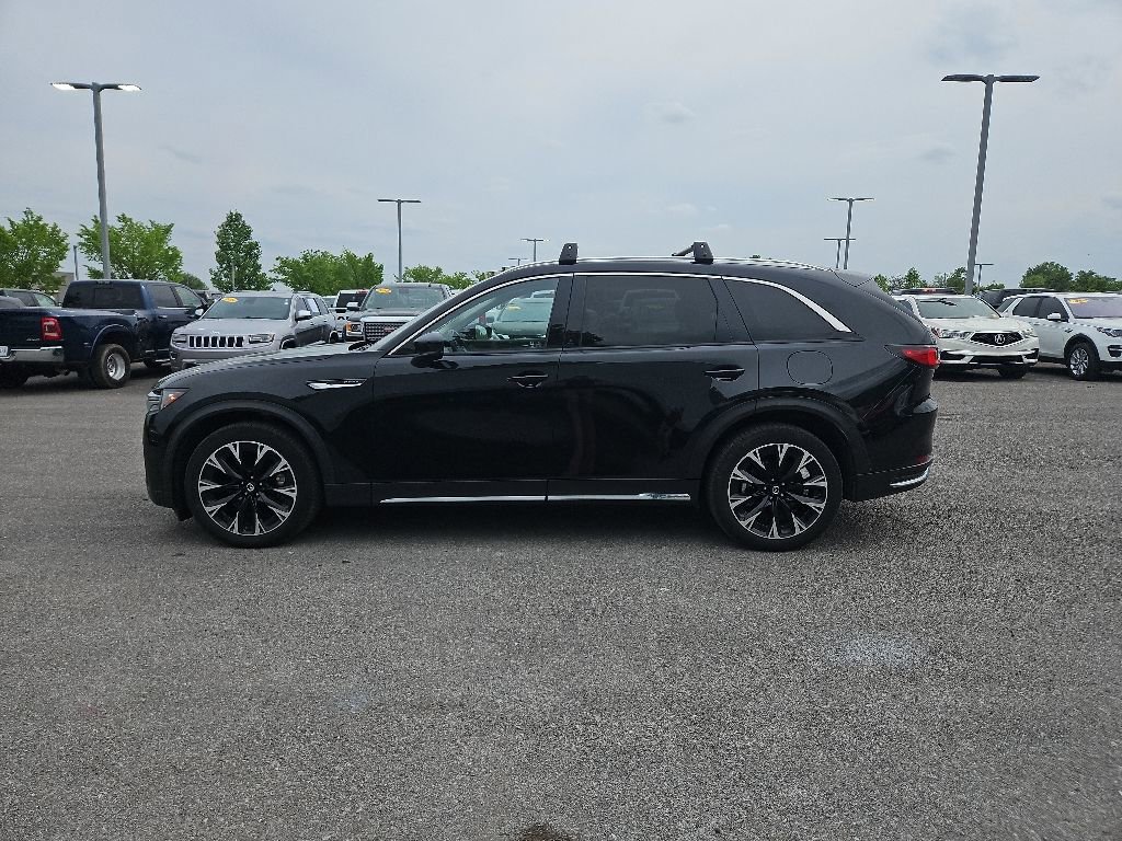 Used 2024 MAZDA CX-90 Plug-In Hybrid w/ Premium Pkg AWD/4WD image 4