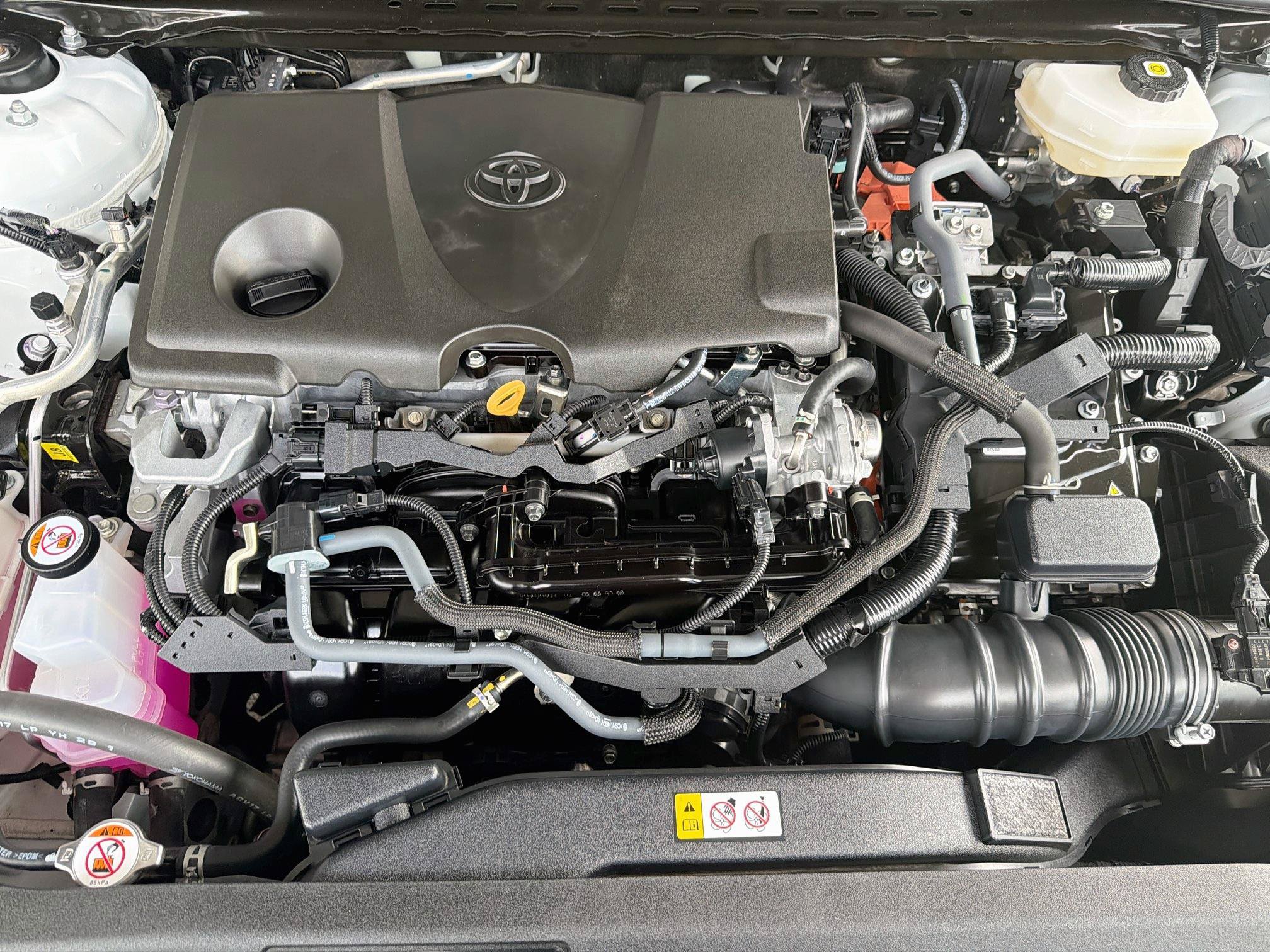 Used 2025 Toyota Camry LE FWD image 33