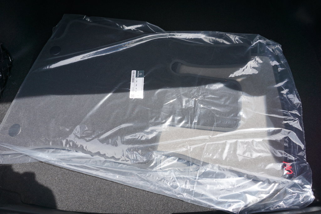 Certified 2025 Mercedes-Benz C 300 4MATIC Sedan image 73