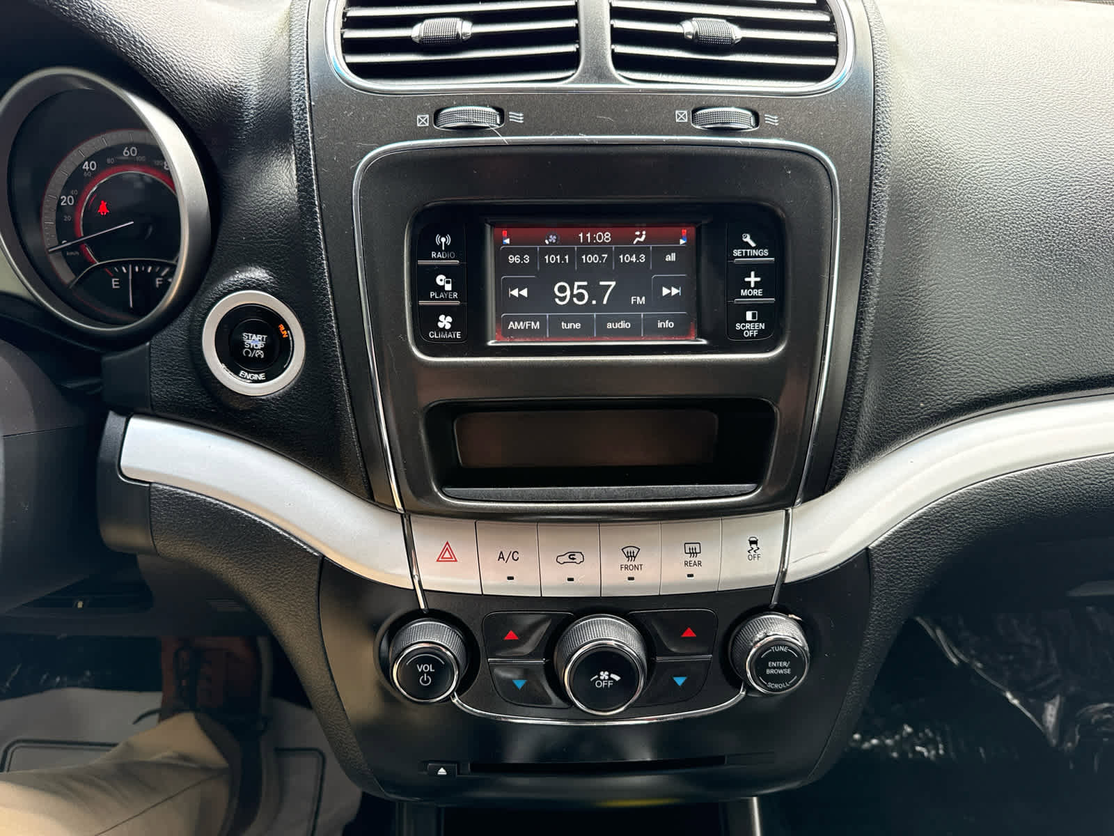 Used 2016 Dodge Journey SE w/ Comfort/Convenience Group AWD/4WD image 22