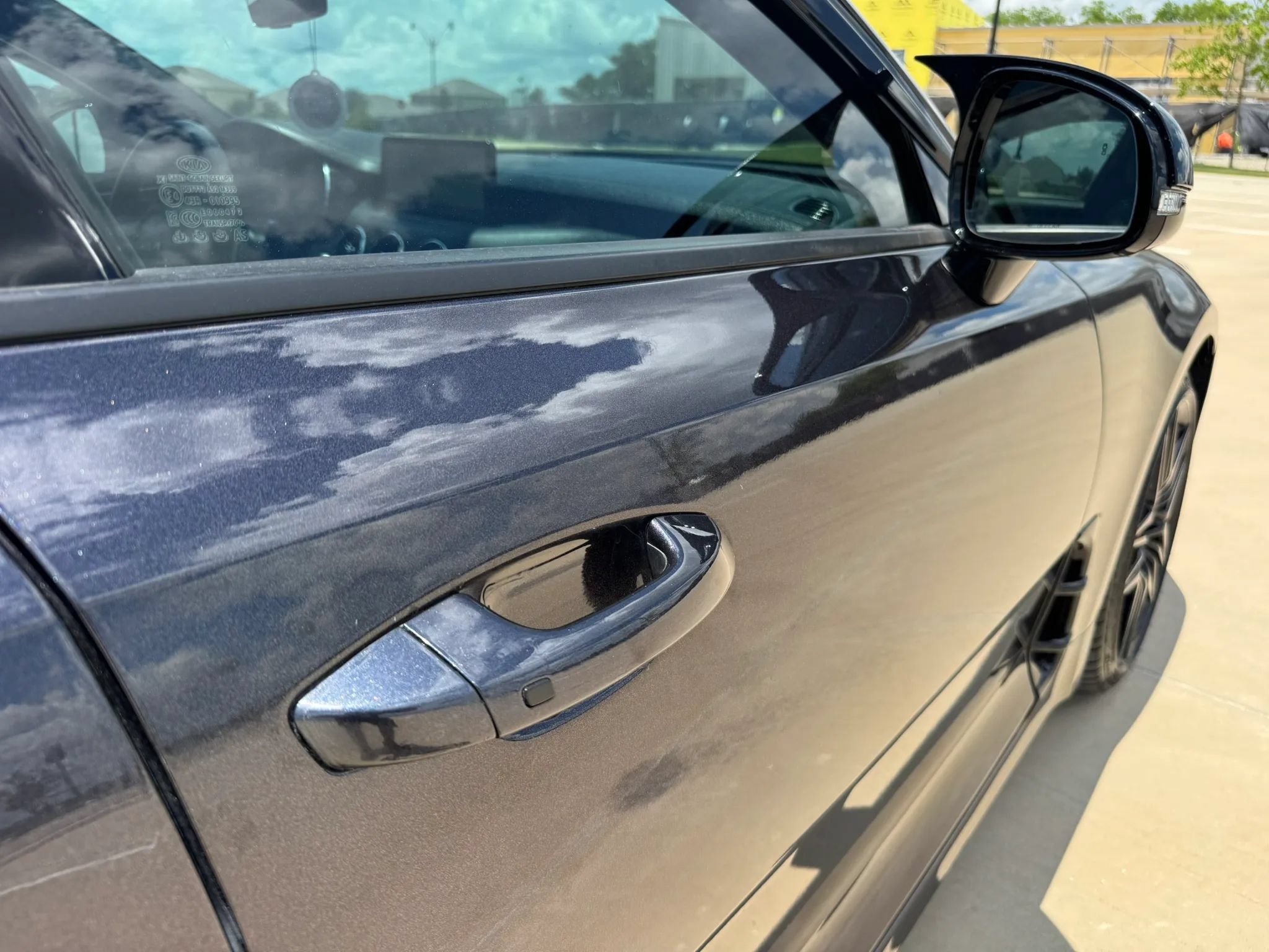 Used 2023 Kia Stinger GT2 RWD image 17