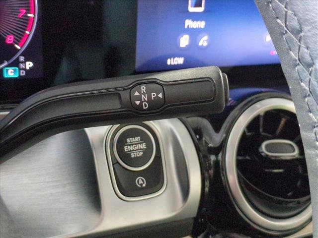 Used 2026 Mercedes-Benz GLB 250 image 12
