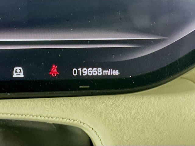 Used 2023 Land Rover Range Rover SE AWD/4WD image 12