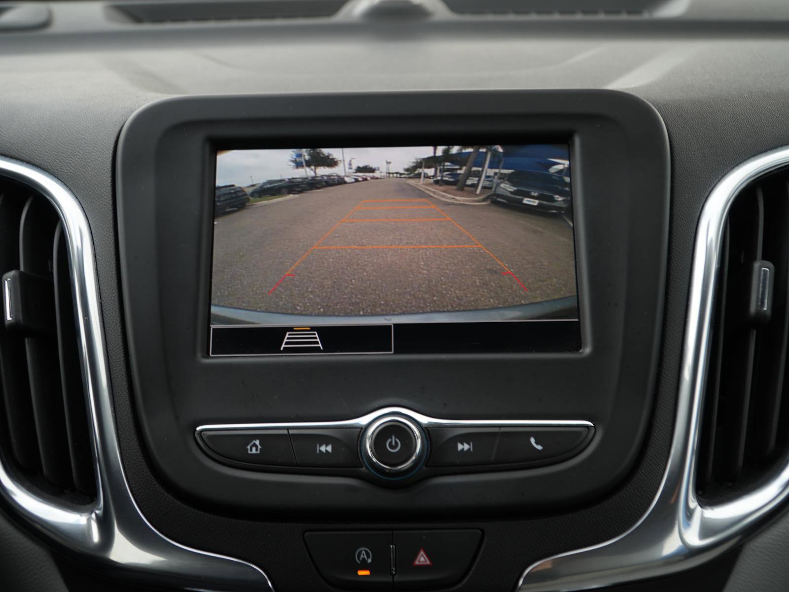 Used 2023 Chevrolet Equinox LS FWD image 24