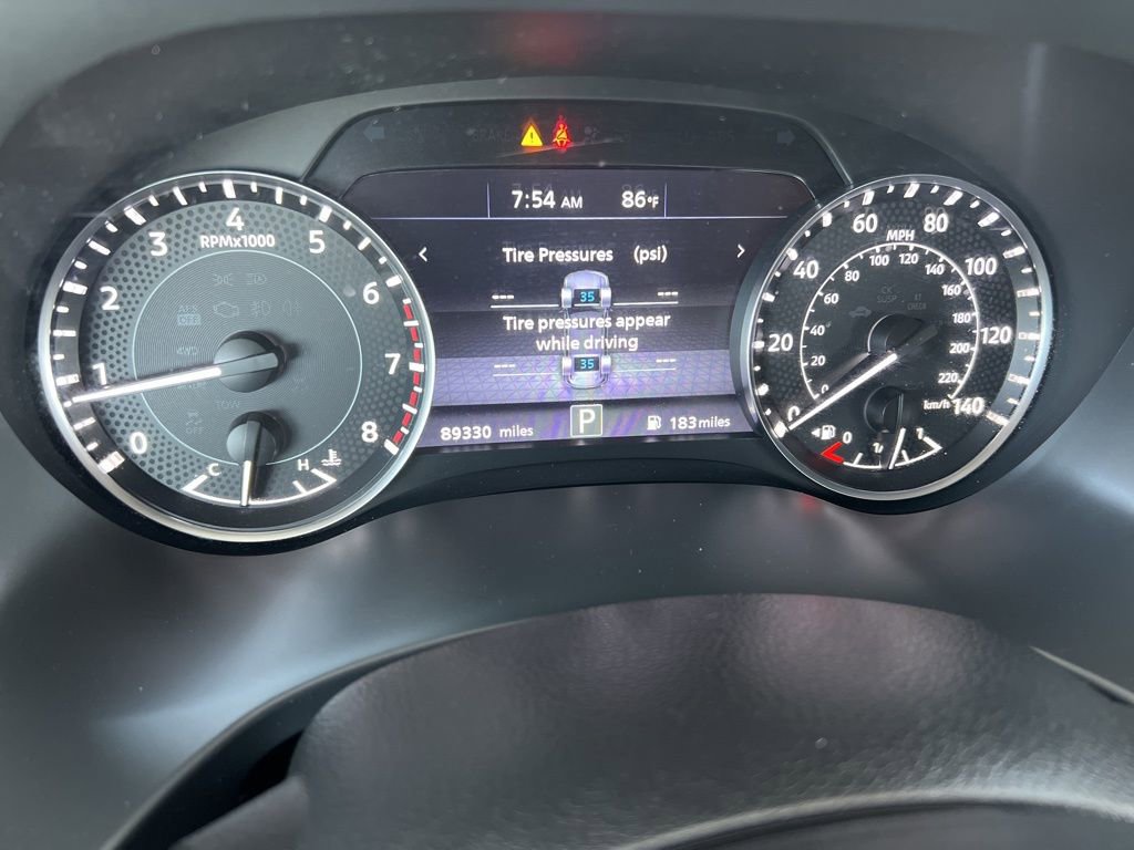 Used 2021 Nissan Armada SV image 17