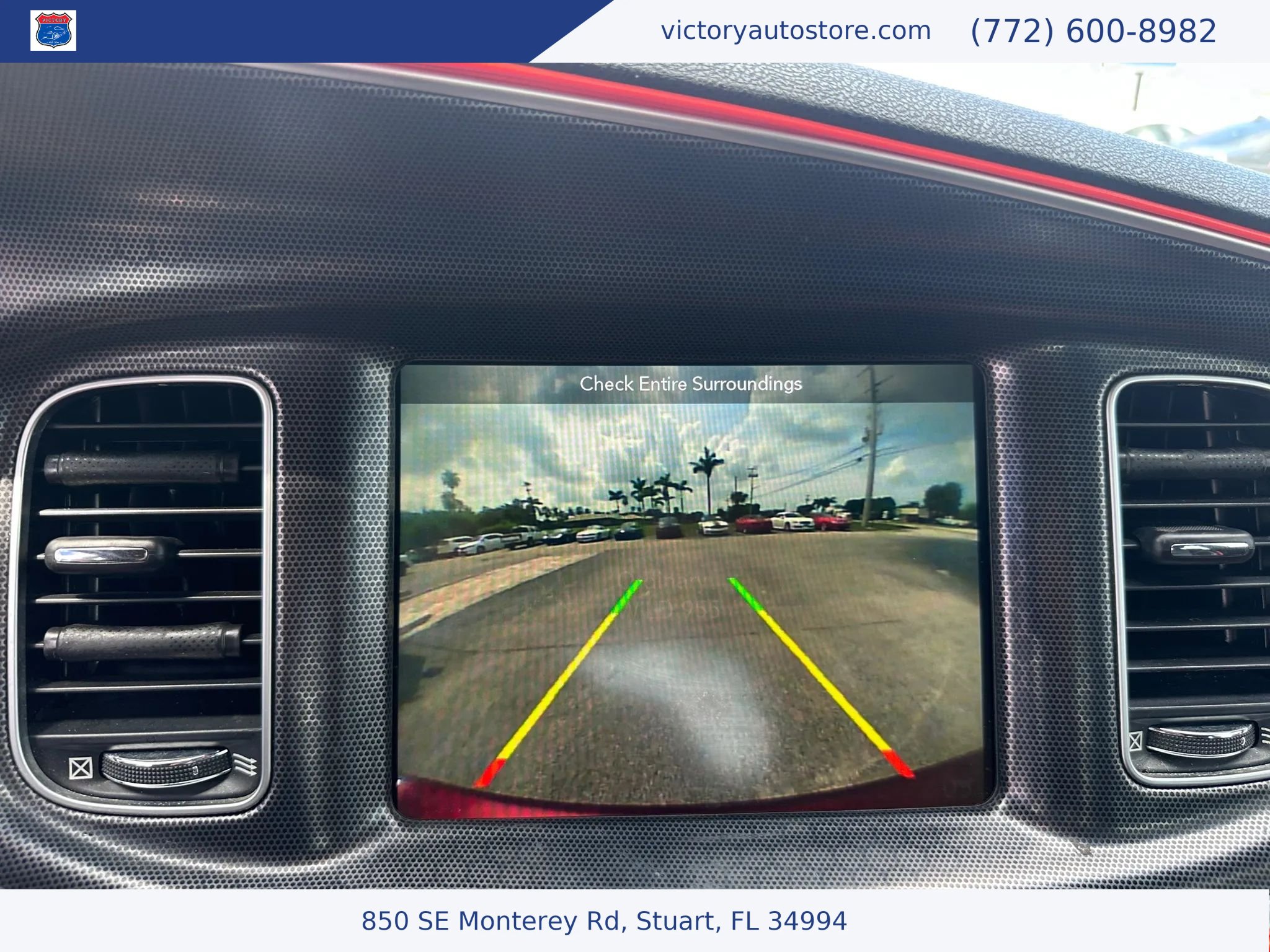 Used 2018 Dodge Charger R/T w/ Navigation & Travel Group image 28