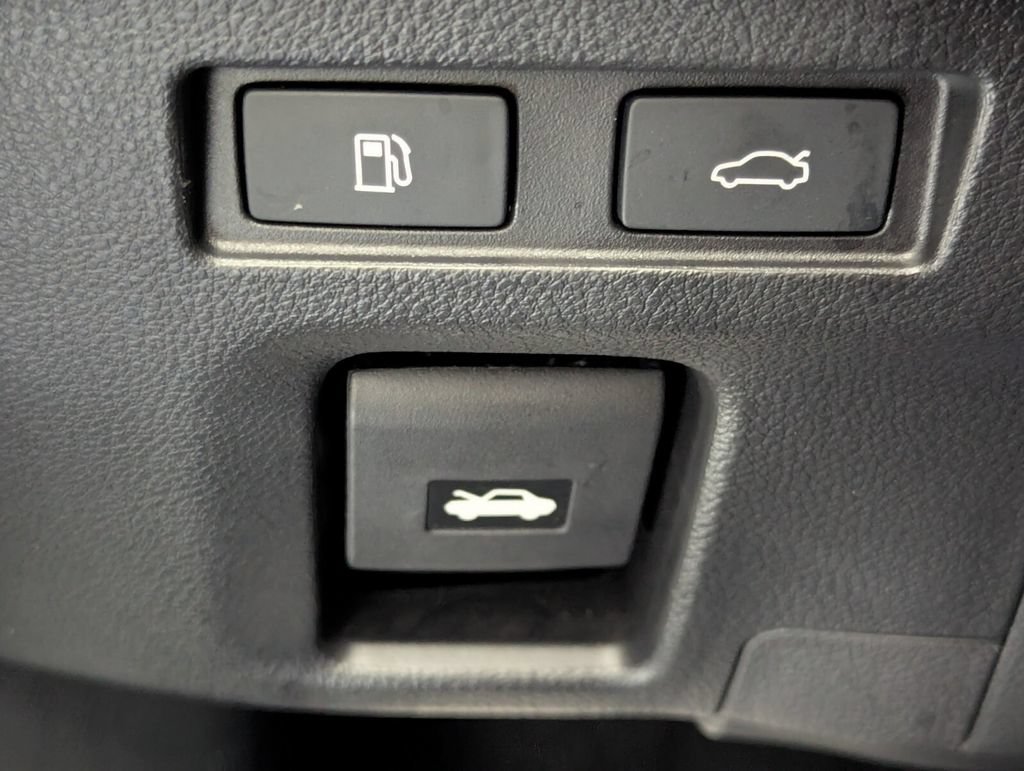 Used 2024 Lexus ES 350 F Sport w/ Accessory Package (Z2) FWD image 16