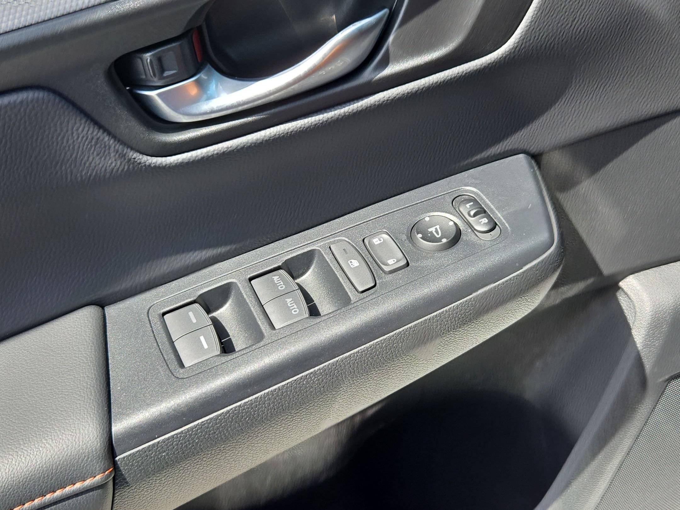 Certified 2023 Honda CR-V Sport image 11