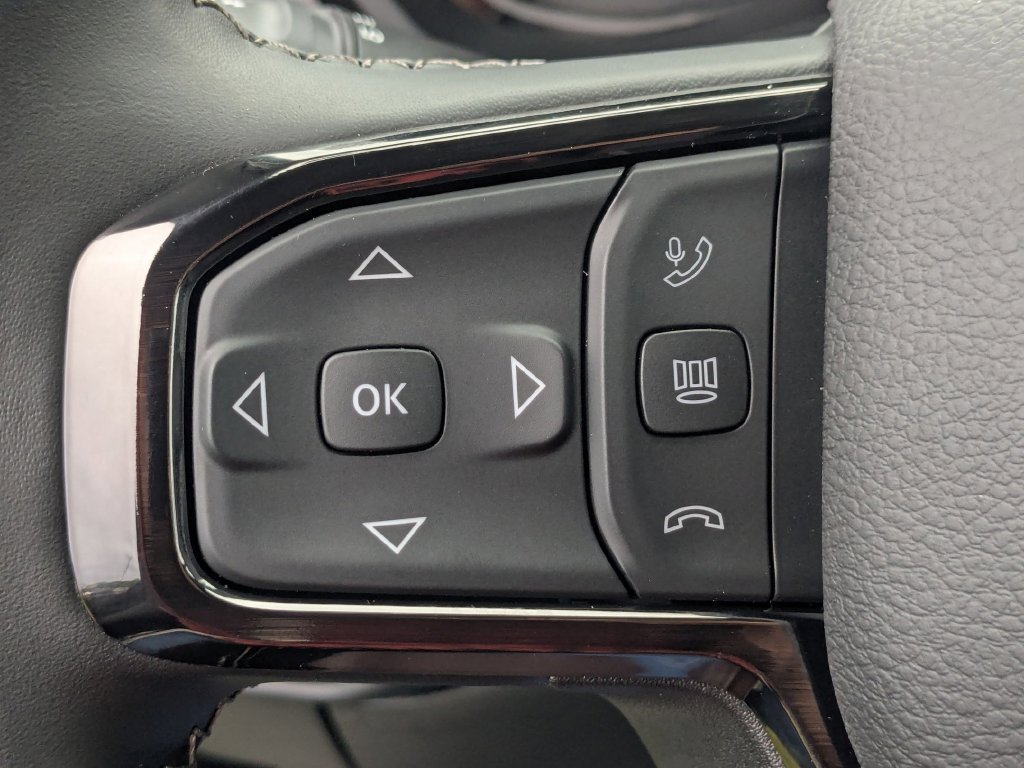 Used 2026 RAM 2500 Limited AWD/4WD image 13
