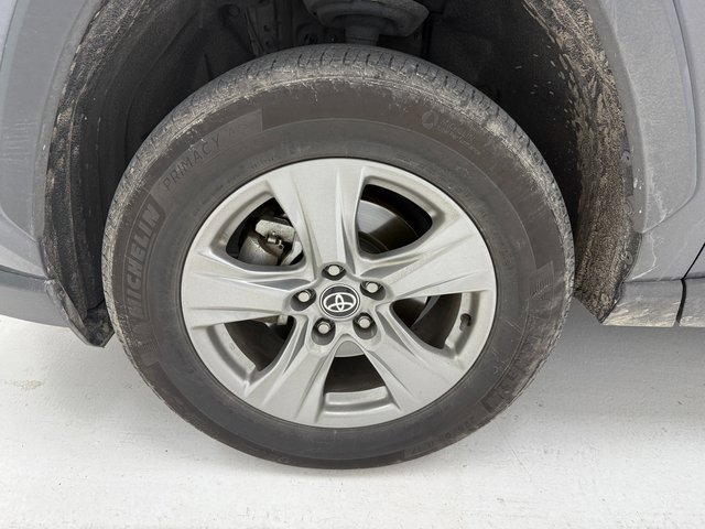 Used 2024 Toyota RAV4 XLE image 6