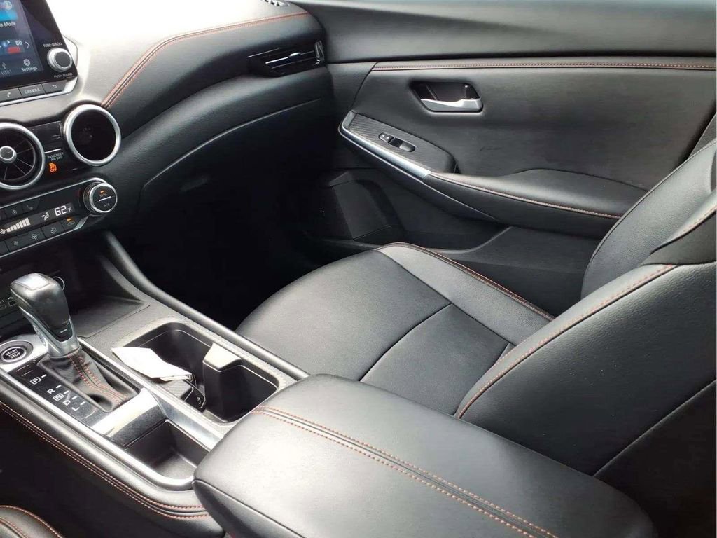 Used 2024 Nissan Sentra SR w/ SR Premium Package FWD image 12