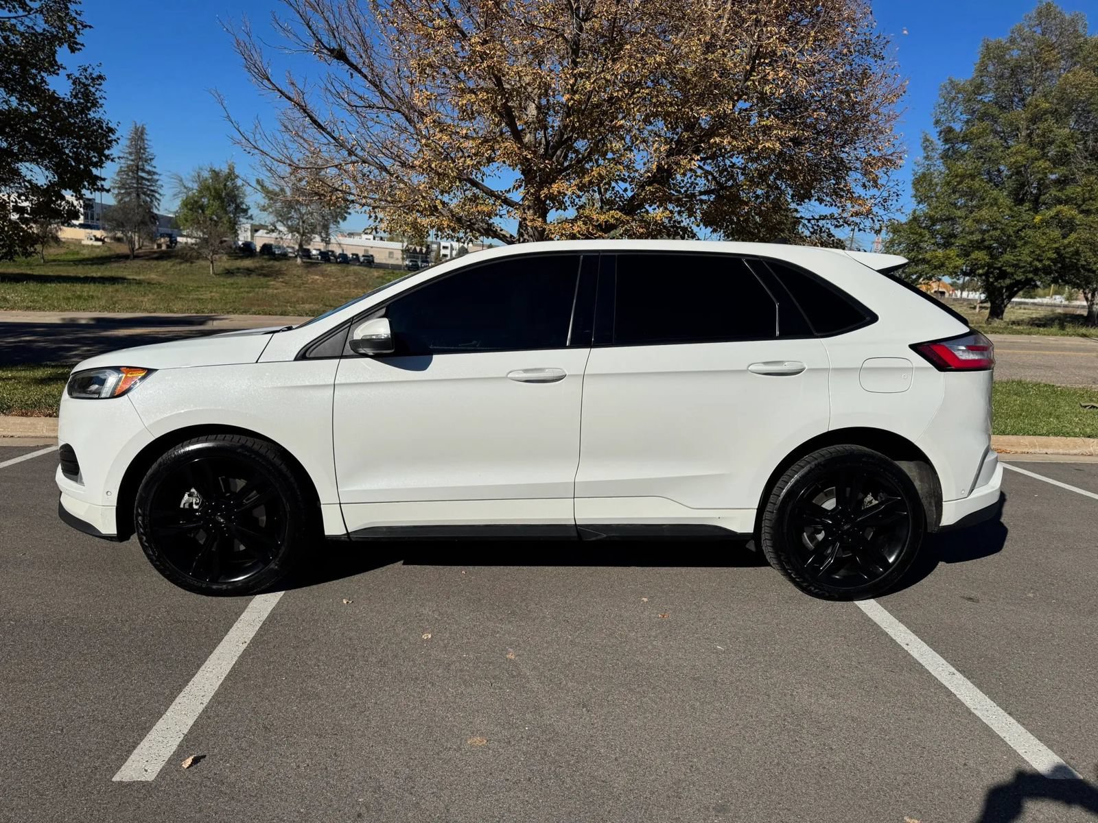 Used 2020 Ford Edge ST w/ Equipment Group 401A AWD/4WD image 2