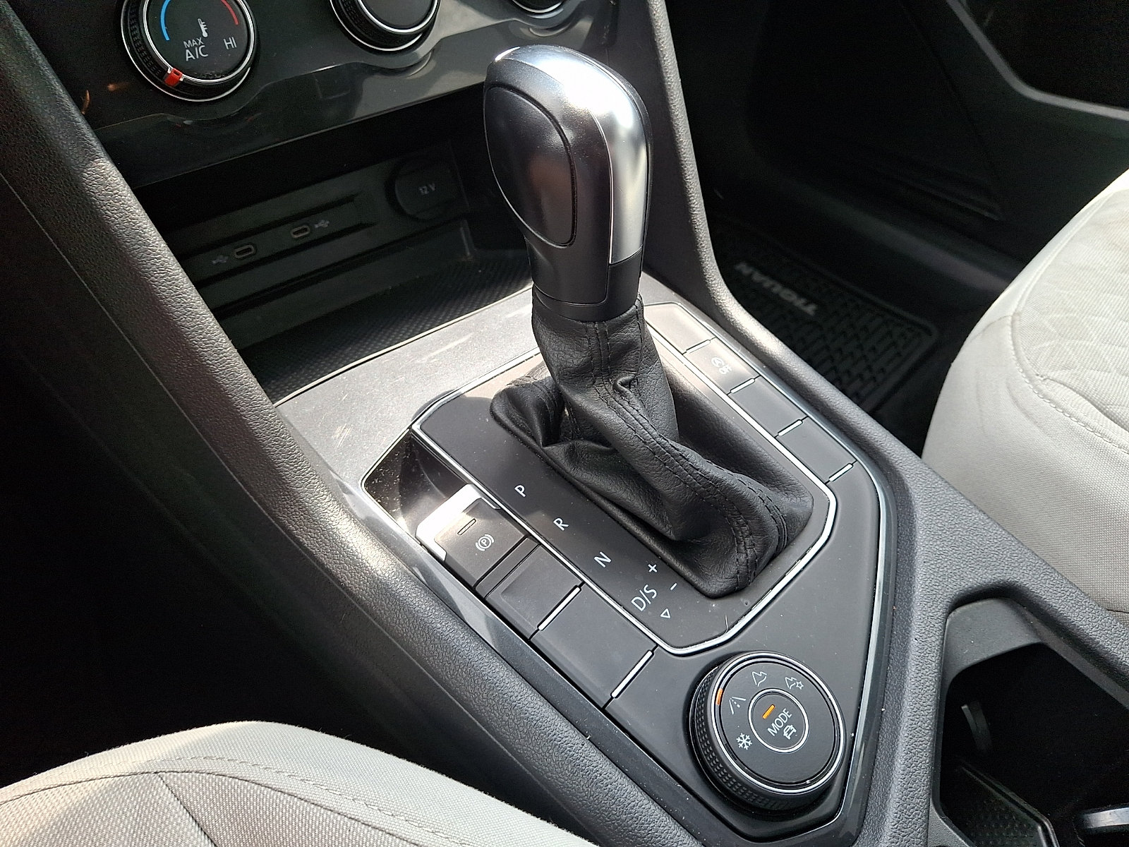 Certified 2020 Volkswagen Tiguan S AWD/4WD image 14