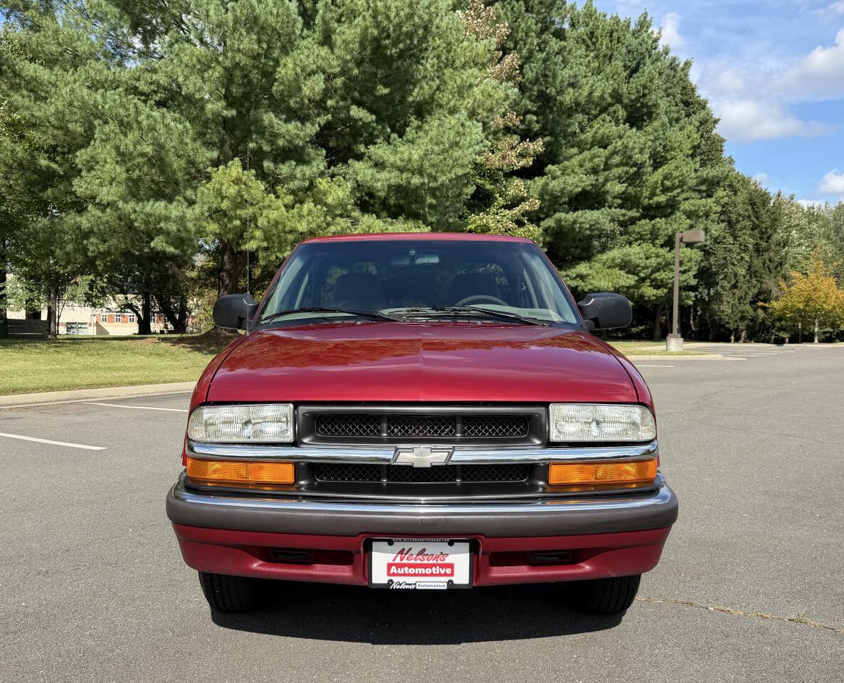 Used 2000 Chevrolet S10 Pickup LS w/ Preferred Equipment Group RWD image 9