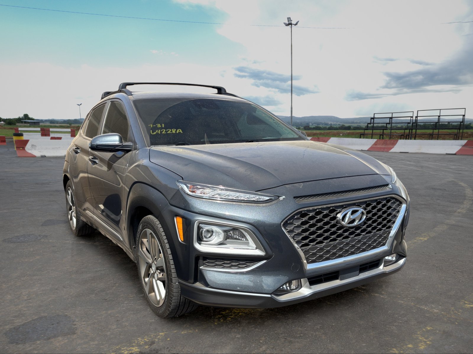 Used 2021 Hyundai Kona Ultimate FWD image 2