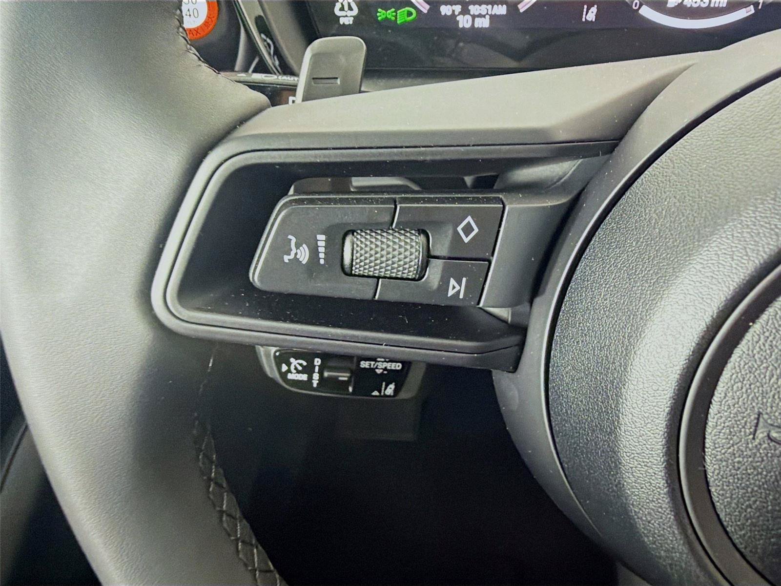 New 2026 Porsche Cayenne Coupe AWD/4WD image 12