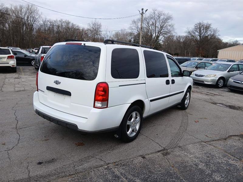 Used 2007 Chevrolet Uplander LS w/ Climate Package image 4